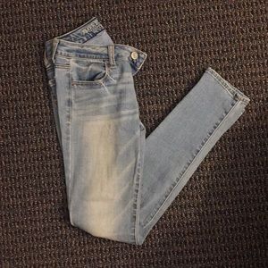 Light wash AE jeggings